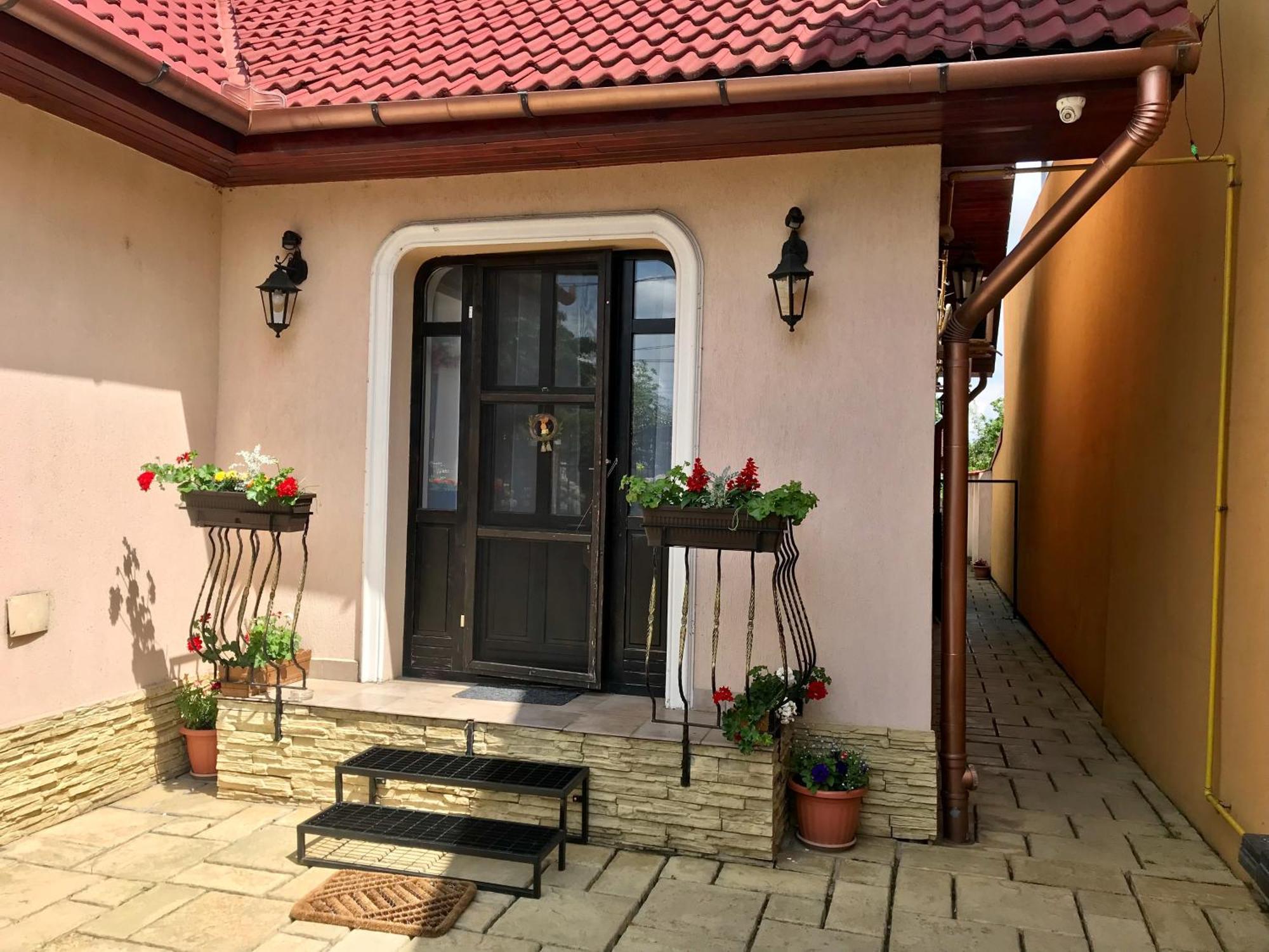 Cristi'S Rooms - Pensiune Oradea Exteriér fotografie