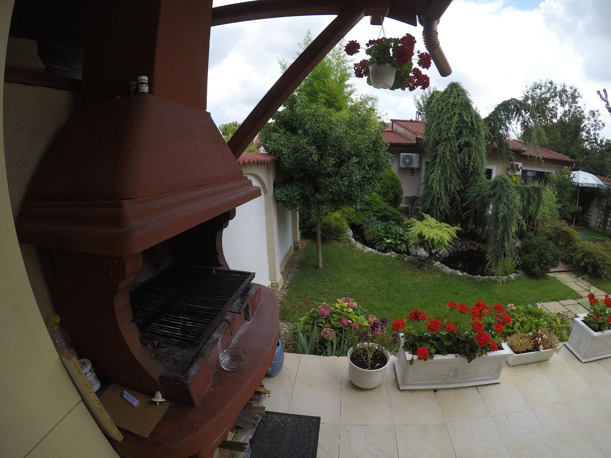 Cristi'S Rooms - Pensiune Oradea Exteriér fotografie