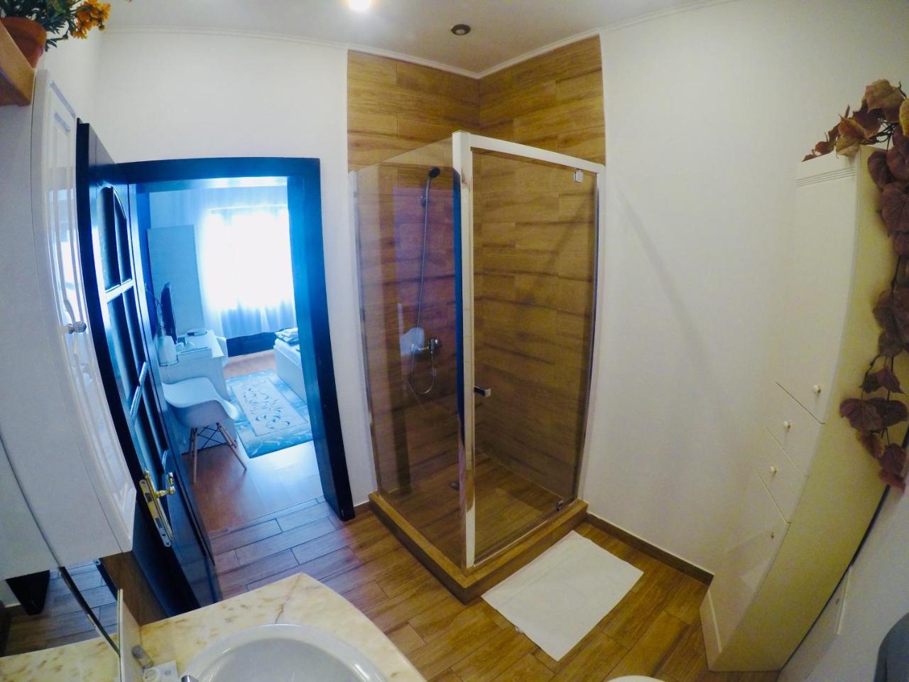 Cristi'S Rooms - Pensiune Oradea Exteriér fotografie