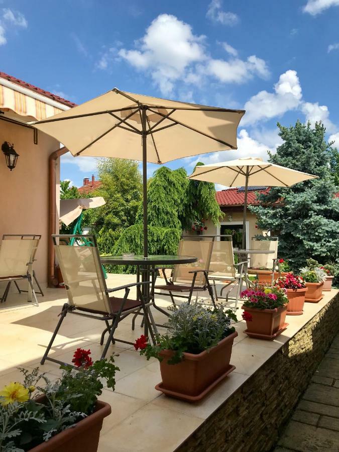 Cristi'S Rooms - Pensiune Oradea Exteriér fotografie